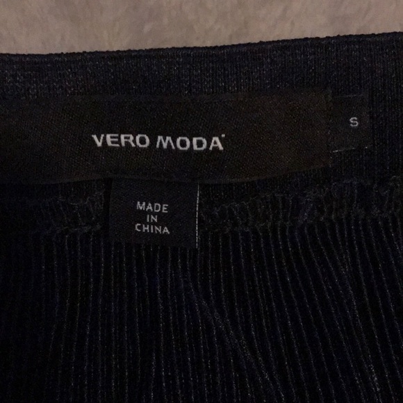 Navy below-the-knee skirt - Picture 4 of 4